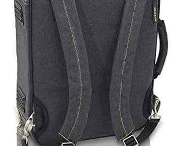 El maletín de la enfermera debe ser llevado como una mochila