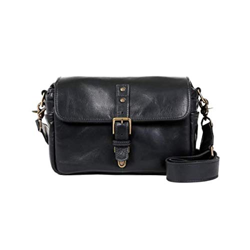 Camera bag with shoulder strap, in black leather