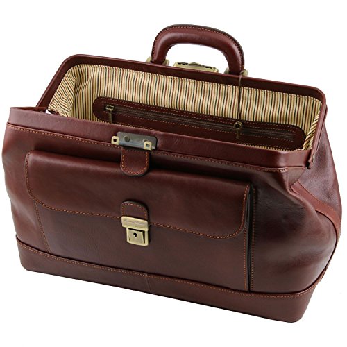 Tuscany Leather Doctor's Leather Bag has a neat, fabric-lined interior. Its dimensions are 16.5 x 40 x 23.5 cm.