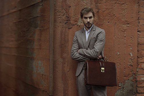 Professional doctor's bag in dark brown by  Time resistance