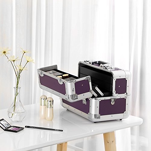 This Songmics beauty case for make-up artist, beautician, or make-up enthusiast allows a personalised and modular organisation for all your make-up